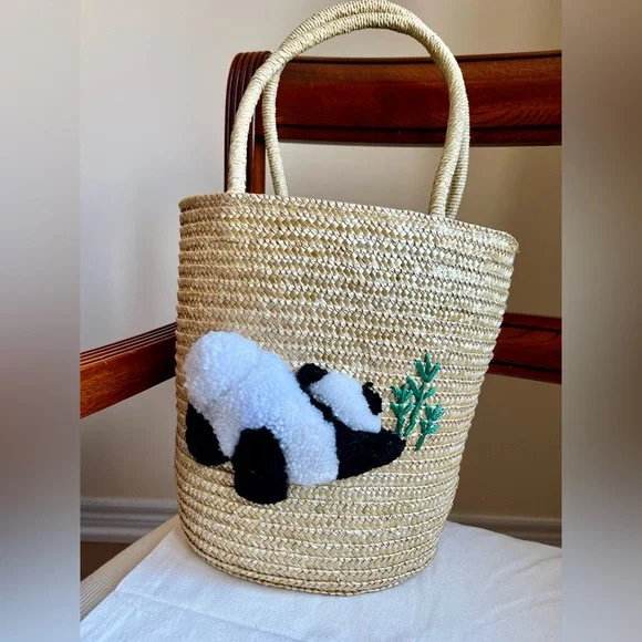 Woven Tote Bag with Panda Design - Picture 4 of 14